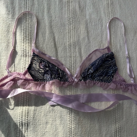 Fleur of England Feminine Bra - Picture 1 of 5
